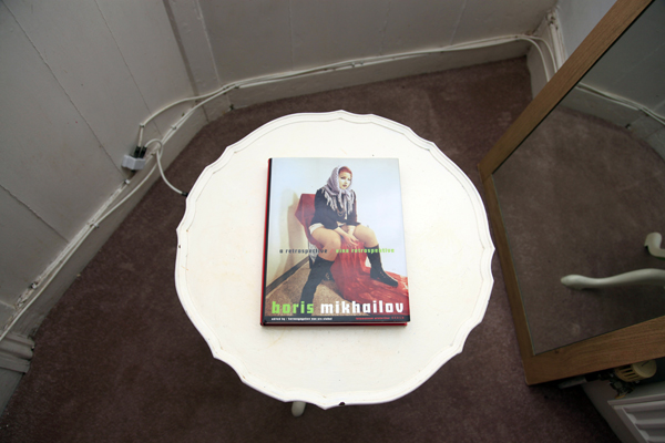 Valus - AWOL - bookshelf