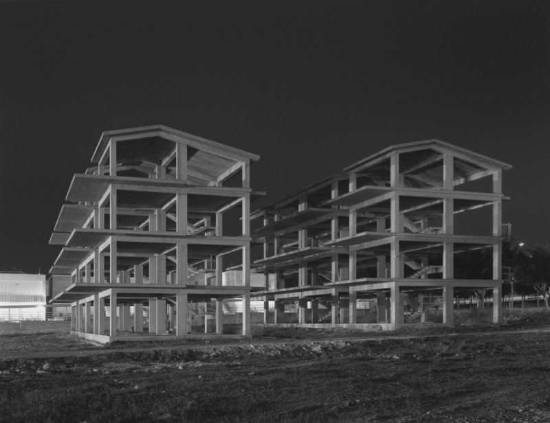 5405d306c07a80ae22000005_are-abandoned-constructions-the-ruins-of-modernity-_frameworks_10