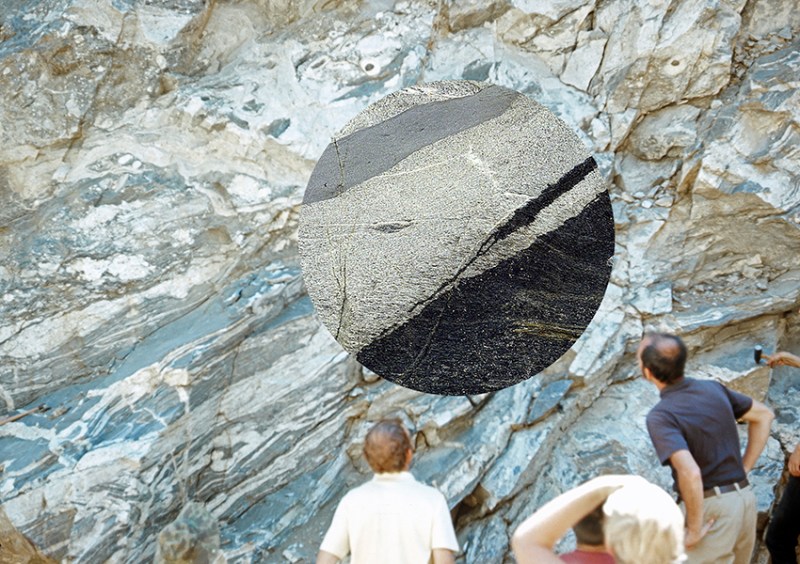 this connection should make us suspect 002